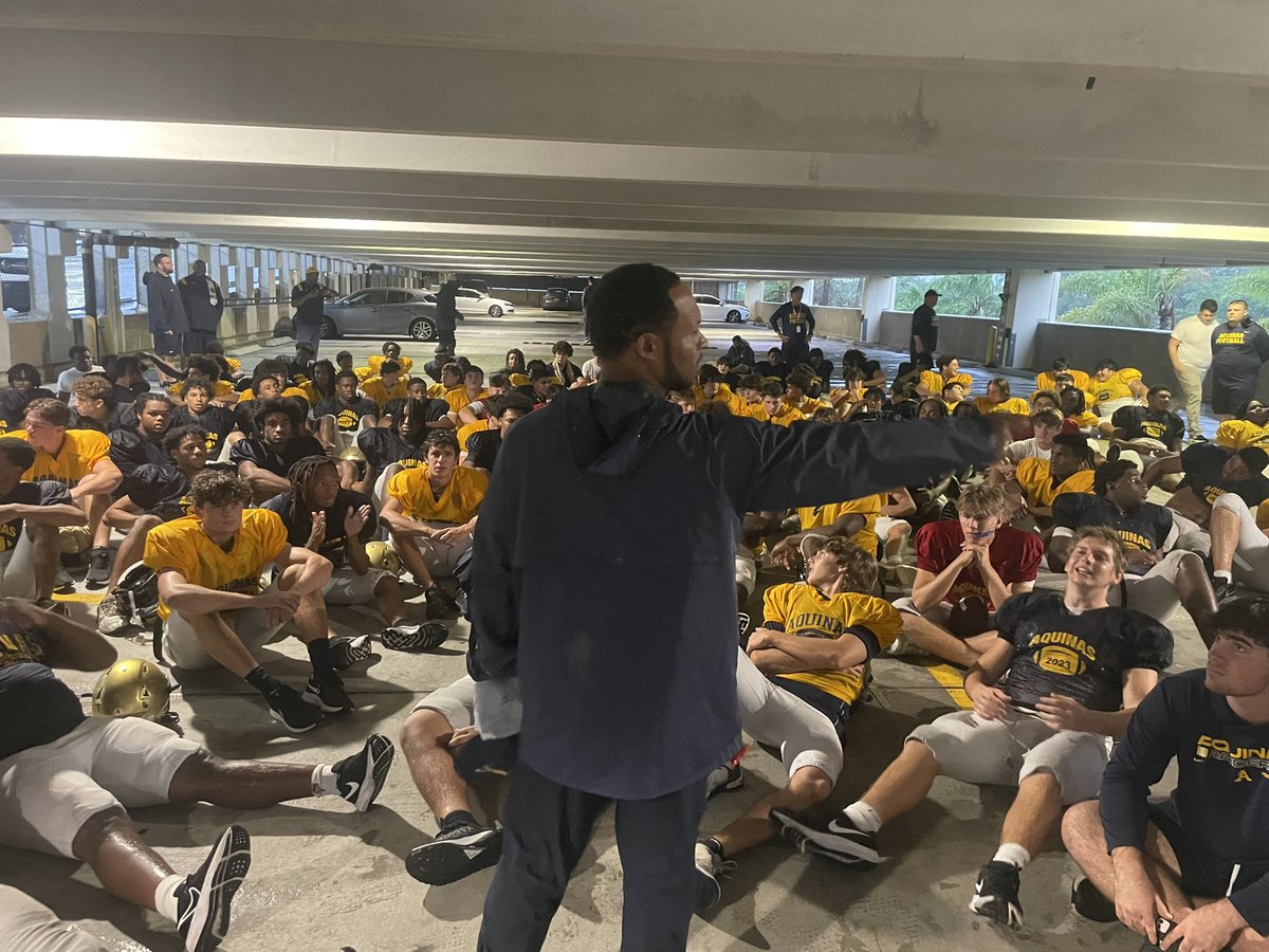 Aquinas Football (@sta_football) on Twitter photo 🔹🔸
WRONG WAY WON’T WIN
🔹🔸
Consistency is our required expectation and the RIGHT WAY as we focus on great forces.
#Brotherly_Love
#RuleTheWorld
#YouGoWeGo
<a href="/CoachHarriott/">Roger Harriott</a> 🔹🔸
WRONG WAY WON’T WIN
🔹🔸
Consistency is our required expectation and the RIGHT WAY as we focus on great forces.
#Brotherly_Love
#RuleTheWorld
#YouGoWeGo
<a href="/CoachHarriott/">Roger Harriott</a>
