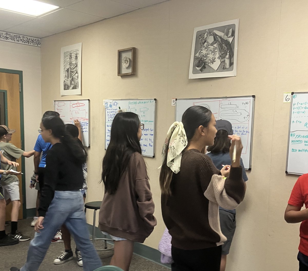 Try it out the new <a href="/pgliljedahl/">Peter Liljedahl</a> BTC notes structure with a 6th grade class! Magic! #thinkingclassroom