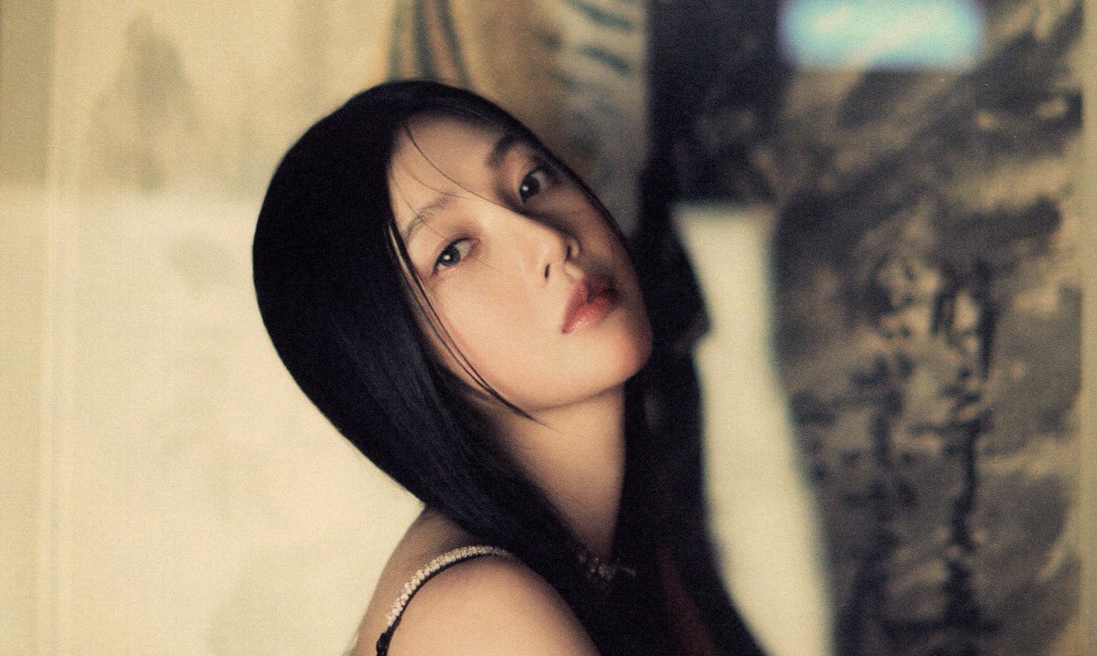 KAI ‘Peaches’ X JOY ‘Chill Kill’