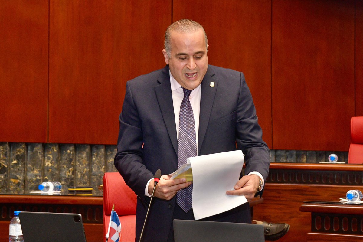avictoria_yeb's tweet photo. ¡RD se encamina a convertirse en el Hub del Caribe y Centroamérica de los Centros Logísticos!
Hoy, en la sesión del @senadord ha sido aprobado en segunda lectura el proyecto de Ley de “Hub Logístico” de nuestra autoría. https://t.co/bluzYhOzxn