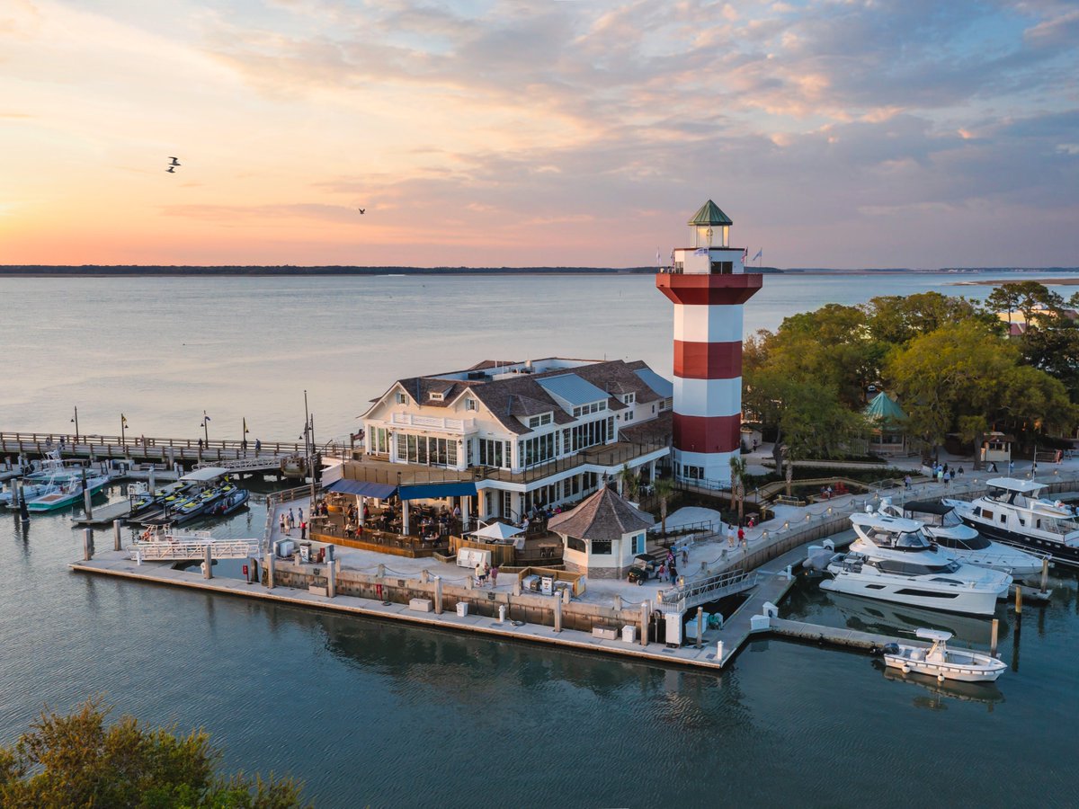 The Harbour Town Yacht Basin has been awarded the South Carolina Clean Marina Program certification, recognizing its commitment to preserving the environment and enhancing the water quality for recreational boaters throughout the state of South Carolina.

#HarbourTown