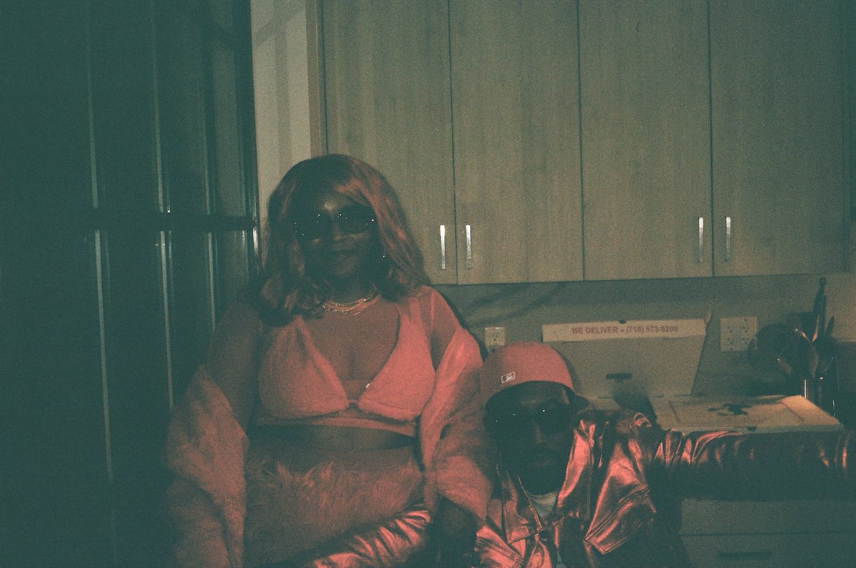 CoryTownes's tweet photo. A Bad Boy Records Halloween by @noemietshinanga and @Run_GMC on film 

@ChrisThomas266 @sydnee_reneee @brandonjinx https://t.co/cSqsCIqiSx