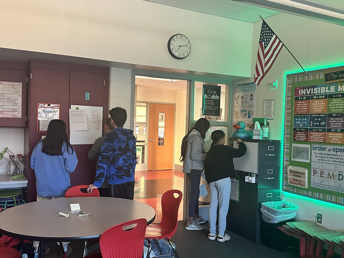 MrsViscariello's tweet image. What a great first morning of @MATHCOUNTS practice! This is our largest group ever with 23 kids. They are going to do amazing things this year! @WilsonSchlDist  @CRada_WWMS