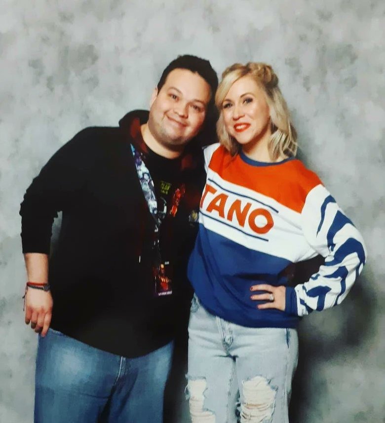 ahsokamty's tweet photo. Feliz #tanotuesday a todos! Que gran experiencia fue conocer a @ashleyeckstein @rosariodawson y a @leylarangel_of todas increíbles y talentosas! Gracias por hacer de #ahsoka un personaje tan especial para todos nosotros! https://t.co/zidiODdPK5