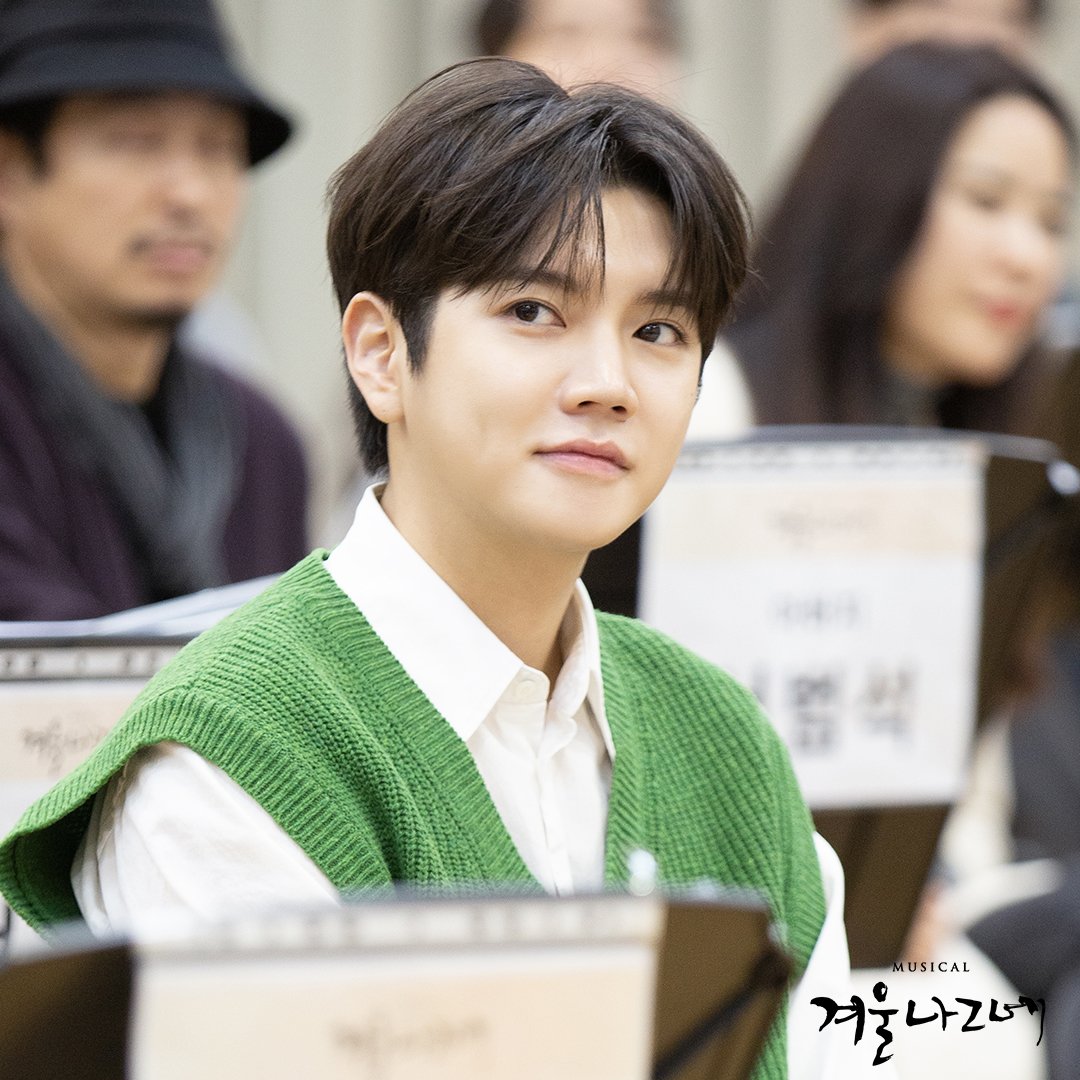 [뮤지컬 #겨울나그네]

상견례&amp;첫 리딩 현장🚲

한민우 #인성 #렌

❄

2023.12.15 𝐂𝐨𝐦𝐢𝐧𝐠 𝐬𝐨𝐨𝐧
한전아트센터