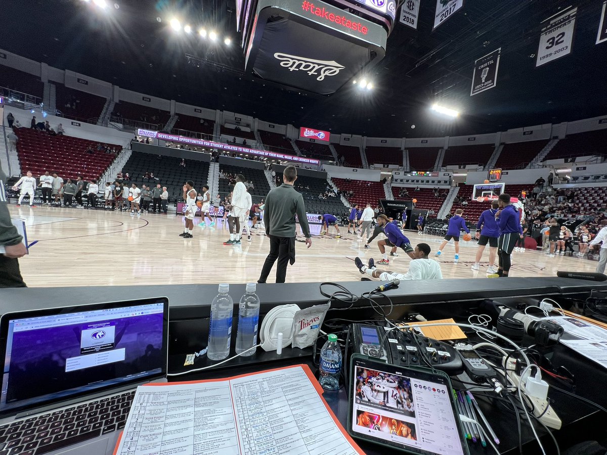 Benjamin Ray tweet media