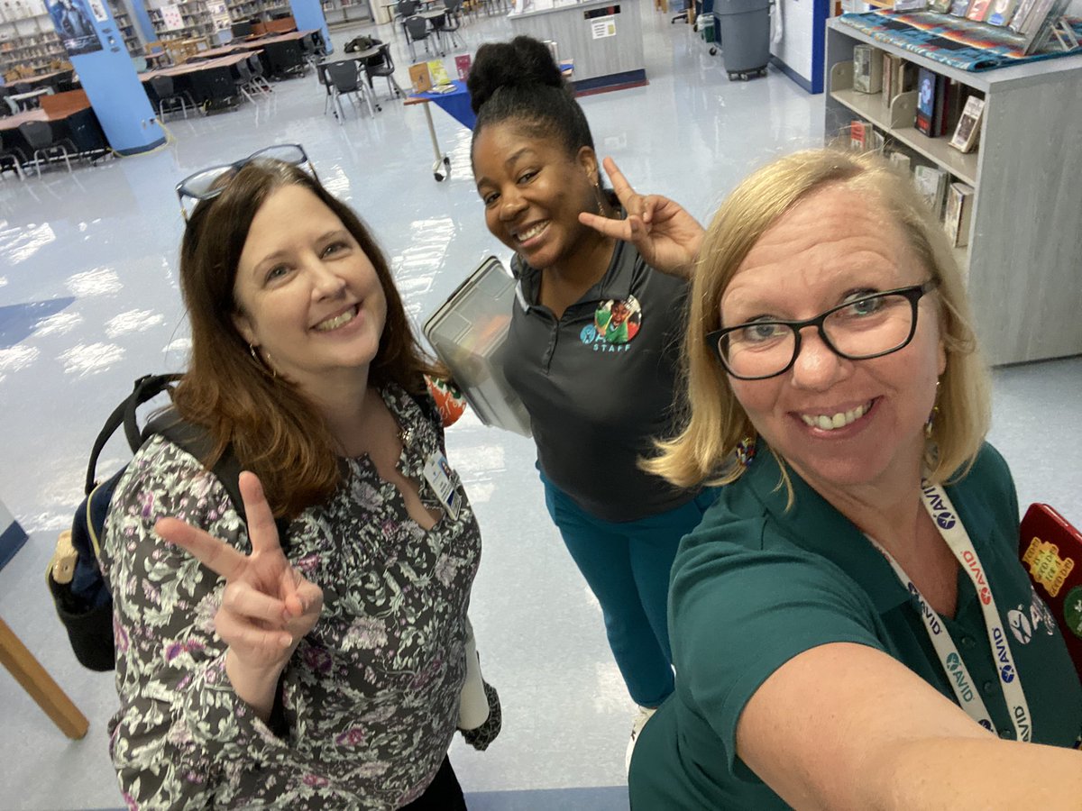 Great day at Armwood training new AVID teachers, tutors and these wonderful women! <a href="/HCPS_AVID/">HCPS_AVID</a> <a href="/JazClarke/">Jazmine  Clarke</a> <a href="/AVID4College/">AVID</a> <a href="/AVIDEasternDiv/">AVID EasternDivision</a> #goodday Thank you, <a href="/ArmwoodMedia/">Armwood Media Center</a>, for letting us host! #thisisAVID