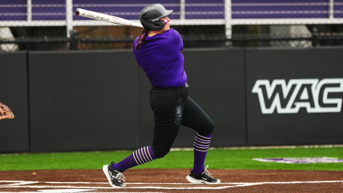 It may have been a little cold, but our bats were still hot in our last fall game 🔥🔥🔥