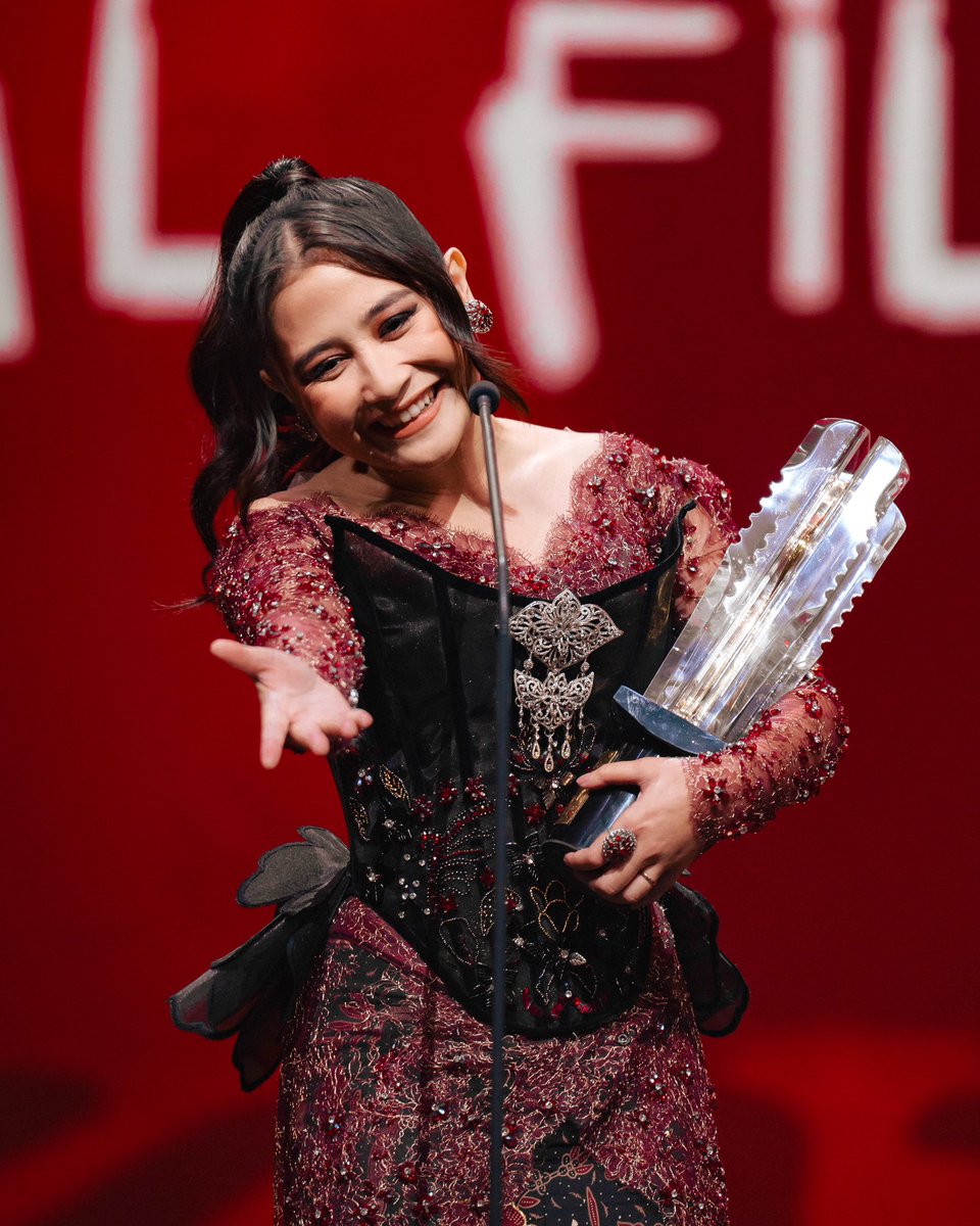 Wregas Bhanuteja tweet media