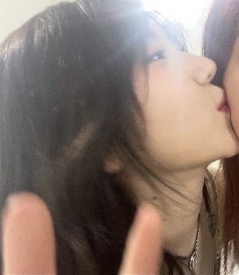 아기 당근들 오늘 푹 자고 내일 파이팅입니다! 그동안 노력했던 모든 순간들이 꼭! 멋진 결과로 돌아올 거예요 멀리서나마 응원할게요 당근들 아자뵤