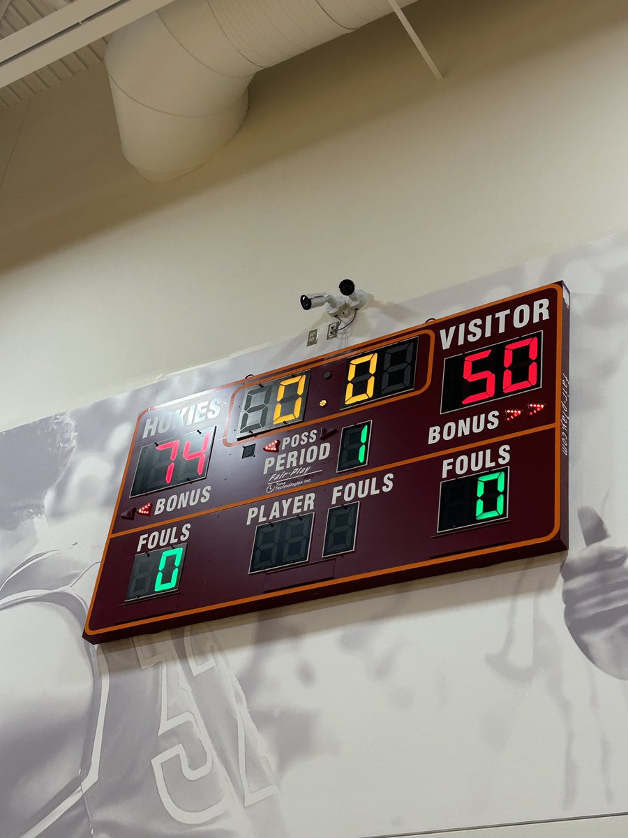 HOKIE MANAGERS ARE 1-0‼️Defended home court with a 74-50 dub over <a href="/CUMBBManagers/">CU MBB Managers</a>. Great to have manager <a href="/CodyWillett_/">Cody Willett</a> suiting up since his injury one year ago! ROAD TO PHOENIX CONTINUES‼️ #NoTrap