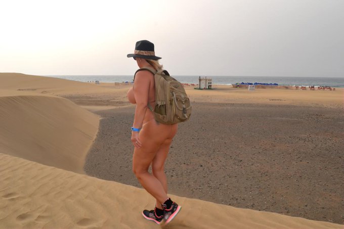 in the dunes of Maspalomas https://t.co/EKUQmVmMm5