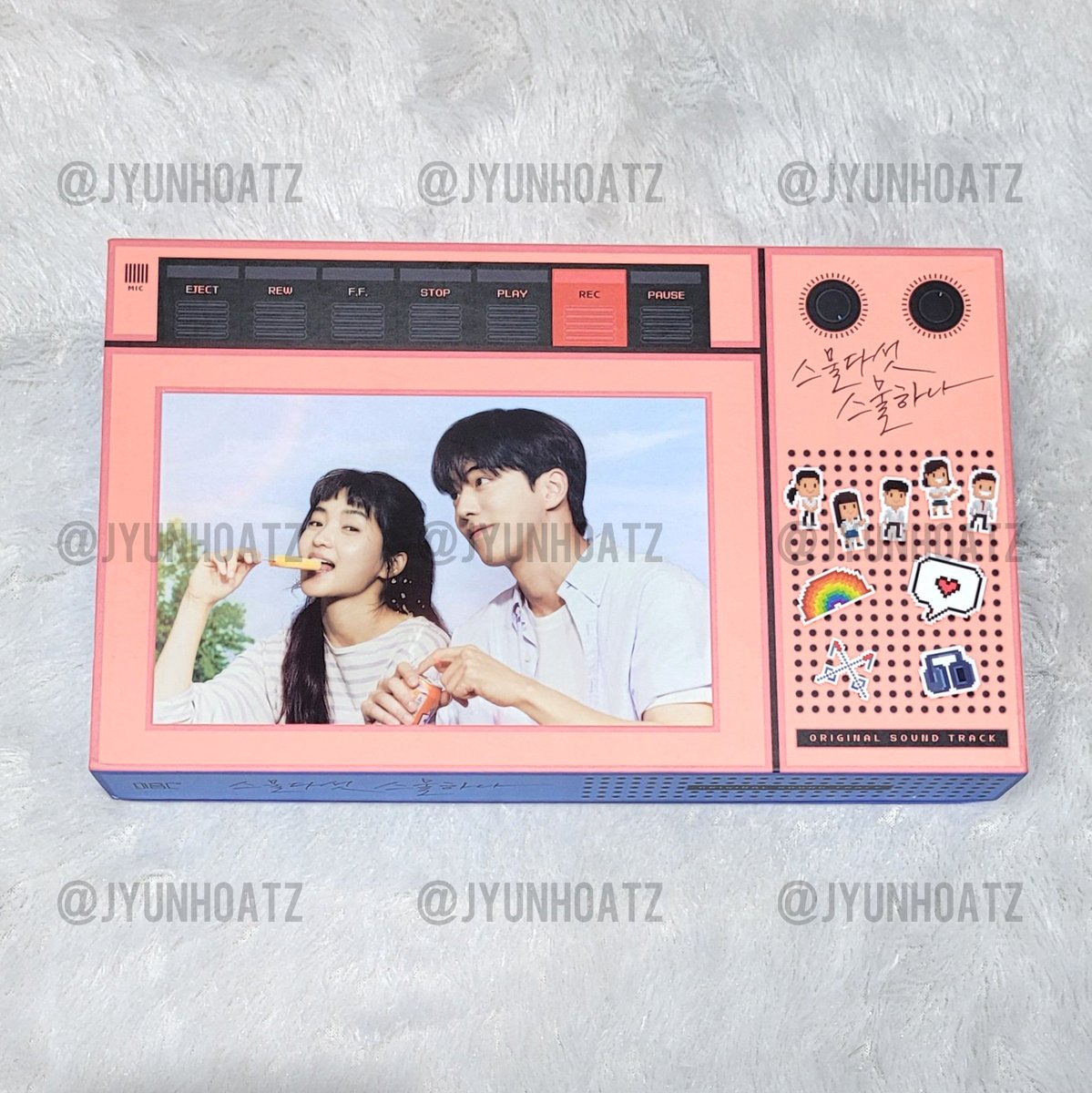 jyunhoatz's tweet photo. WTS // WANT TO SELL

(Unsealed) 2521 OST ALBUM

- Price idr 270k
- All inclusions except poster

✔️ shopee (splitpay)
📍Bekasi, INA
Dm for further info

tags. lfb 2521 twenty five twenty one ost album kim taeri nam joohyuk bona choi hyunwook lee joomyoung na heedo baek yijin https://t.co/veVjGp7OKc