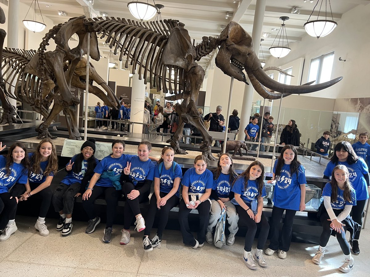 FifthGradeCWC's tweet image. What a great field trip to the Museum of Natural History today! @CWCLincolnElem