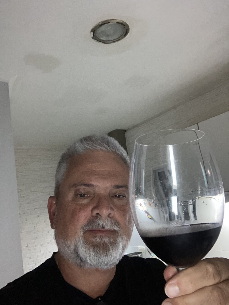 Salud ! Gracias a todos los q se tomaron un ratito de su tiempo para saludarme por mi cumple ! <a href="/gimnasiaoficial/">Club de Gimnasia y Esgrima La Plata</a> <a href="/MEPSport/">MEP</a> CIK KINESIOLOGIA jugadores ex jugadores amigos compañeros de trabajo familia … GRACIAS !