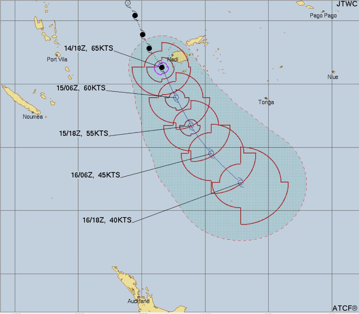 WeatherWatchNZ's tweet photo. 🚨🌀Tropical #CycloneMal has returned to Category2️⃣ this afternoon as it clears away from #Fiji to the south.🇫🇯

🇳🇿Next stop: New Zealand's #RaoulIsland as the storm continues to weaken and fall apart over the coming days. There is no threat to the North Island.

#TCMal https://t.co/8Goq1MCHtq