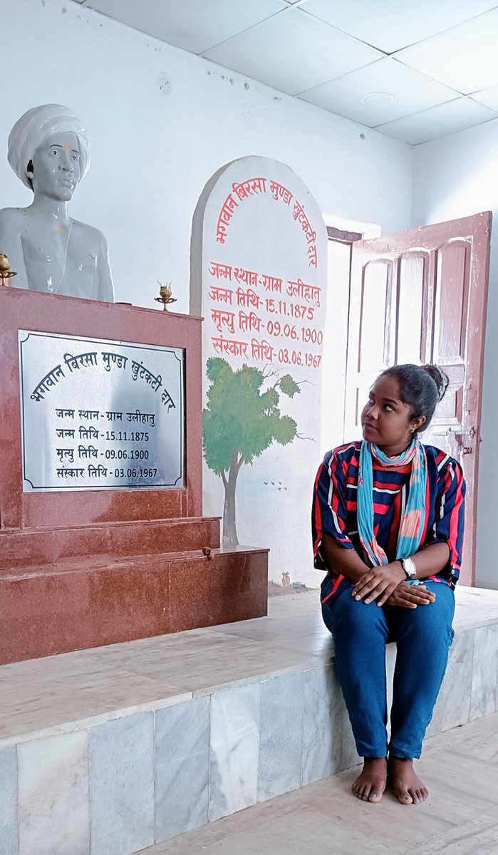 MinzNilofar's tweet photo. 15 नवंबर, धरती आबा बिरसा मुंडा की जयंती पर उन्हें शत् - शत् नमन।
हूल जोहार धरती आबा । 💐🙏🏻
सह...
बिरसा की धरती आज ही के दिन (15 नवंबर ) सम्पूर्ण अलग राज्य के रूप में स्थापित हुई थी। आप सबको ढेरों शुभकामनायें, बधाई। जोहार झारखण्ड। 💪🏻
#बिरसा_मुंडा
#झारखण्ड_स्थापना_दिवस https://t.co/VEYbMAyqsg