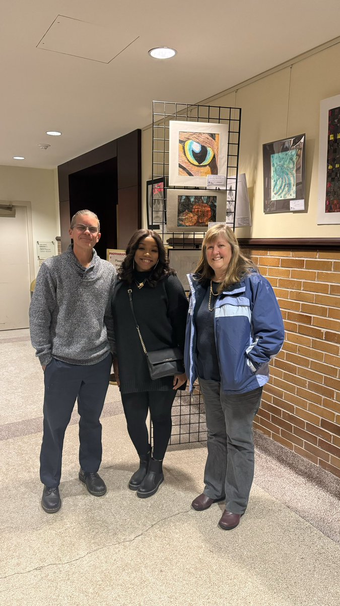 DrJNeighbours's tweet image. A few more from tonight’s art show for @SufVAschools @SPS_FPA at the @suffolkcenter #SPScreatedachievers