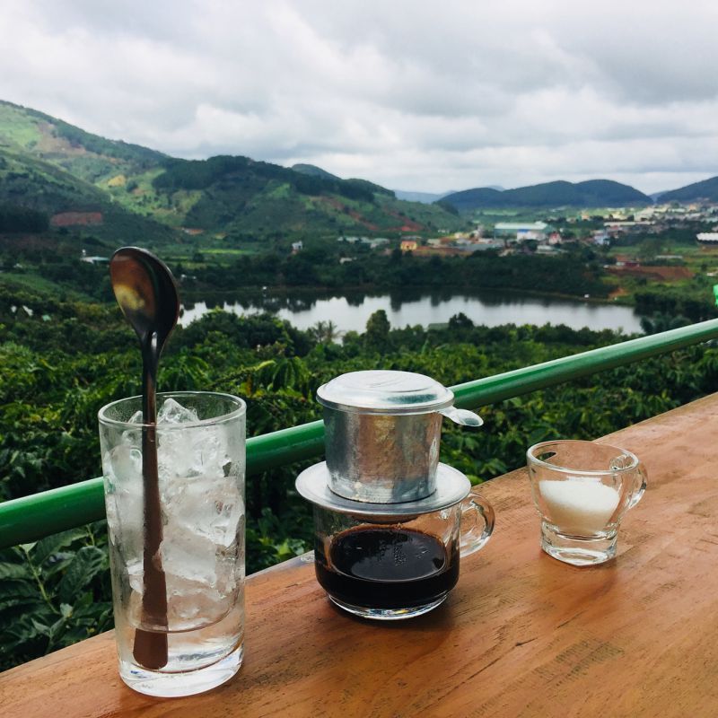 VuVNpro987's tweet photo. Cà phê sáng nào ACE☕. Chúc mọi người một ngày tràn đầy năng lượng 🌞. Giao lưu thúc đẩy nhau cùng thành công nha mọi người!✋👌👍
#cafee
#green
#xuhuớng #benvung
#viral https://t.co/nXmMW2HZzo