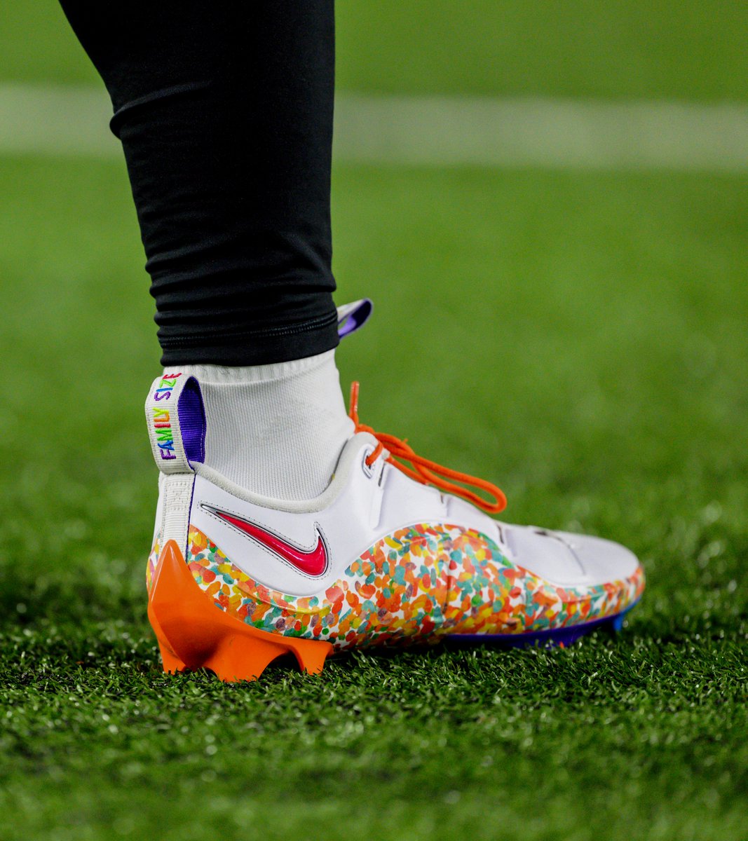 Bengals's tweet photo. These cleats @KingJames gifted @Real10jayy__ 🔥 https://t.co/c2G5b3Se3R