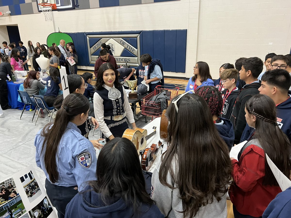 Del Valle HighSchool tweet media