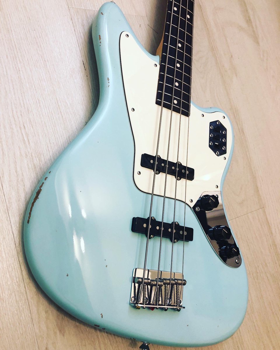 Addictone Jaguar Bass /Sonic Blue (Aged) 以前製作したキタニ氏と同