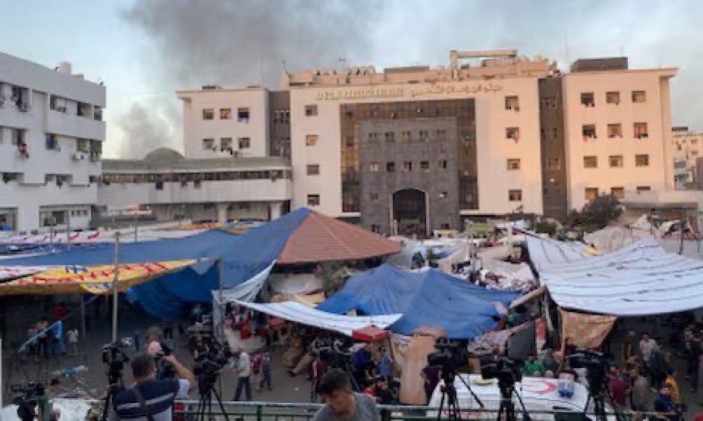 jacksonhinkle's tweet photo. 🚨🇮🇱 ISRAEL is reportedly carrying out a VIOLENT RAID on Gaza’s Al Shifa hospital. Updates inbound. https://t.co/XQm1TXHMv9