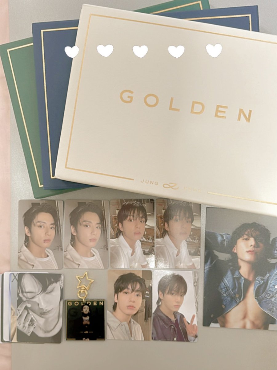 belarmr22's tweet photo. Hi @V1230953, got my Golden albums na! Tysm for the smooth and fast transaction, and sa freebies! 🥰 Sa uulitin! 💜💜  #feedback_vv https://t.co/EUInbm2ZeF