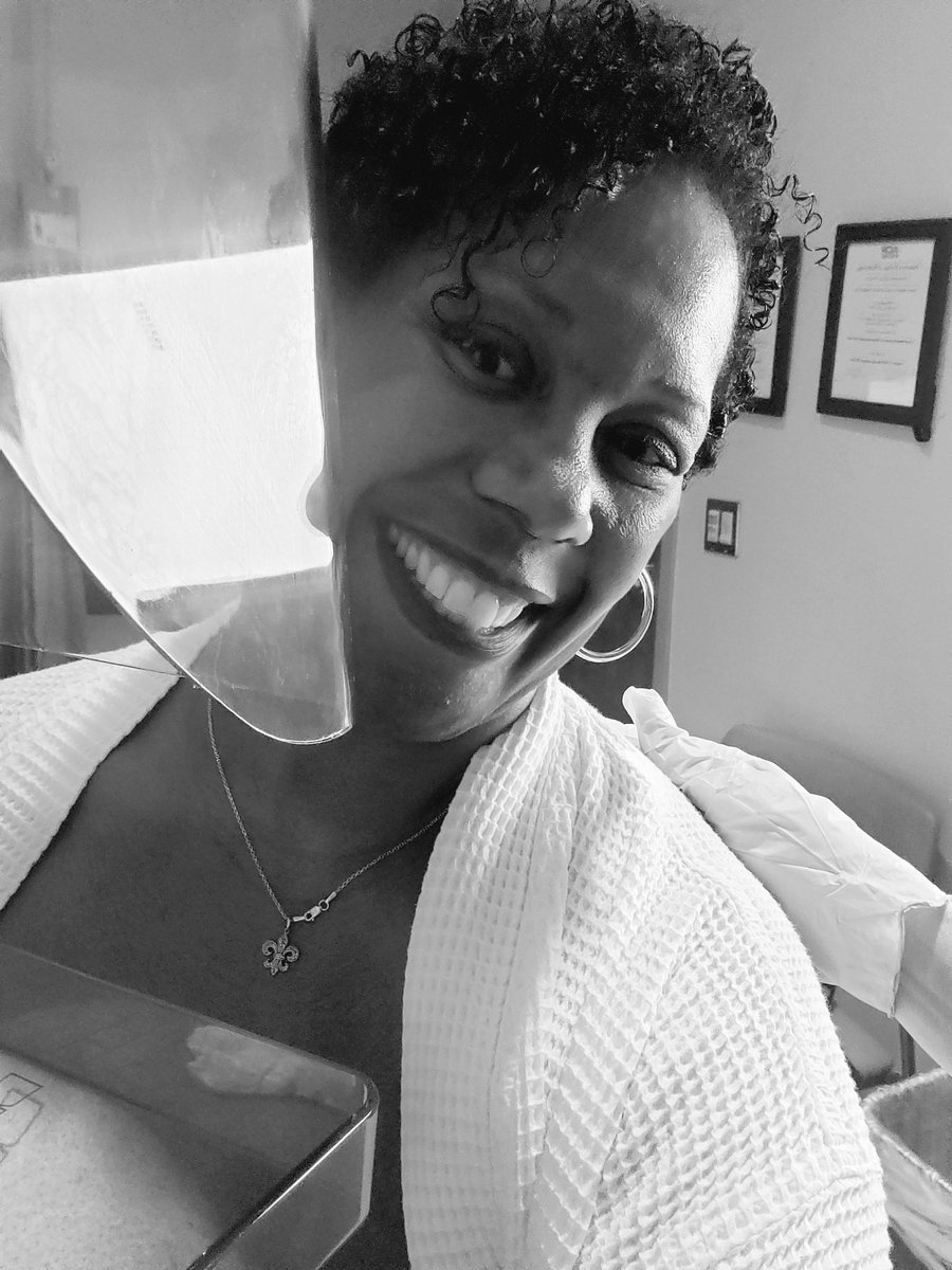 VocalVal's tweet image. It is my annual Boob Squishing Day! 

Schedule your mammogram.  Please! #CancerSucks #FCancer #ProtectBoobs