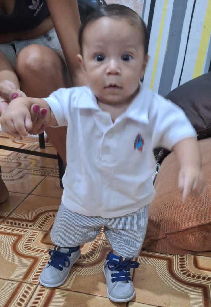 Da um rolê la no baile do Tio Magrão 😁😍 hoje vai ser só Tetê gelado 🍼🤣