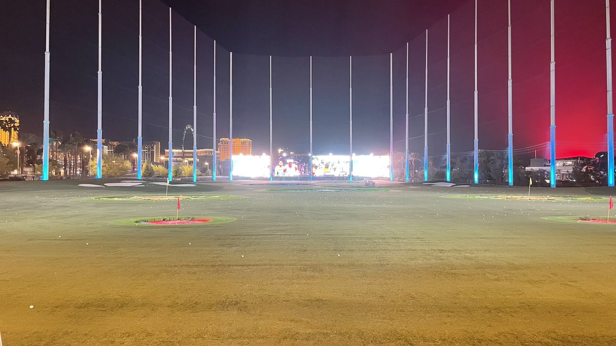 LukeJordanEAVI's tweet image. Top Golf in Vegas goes hard. @commintegrator #TotalTech23