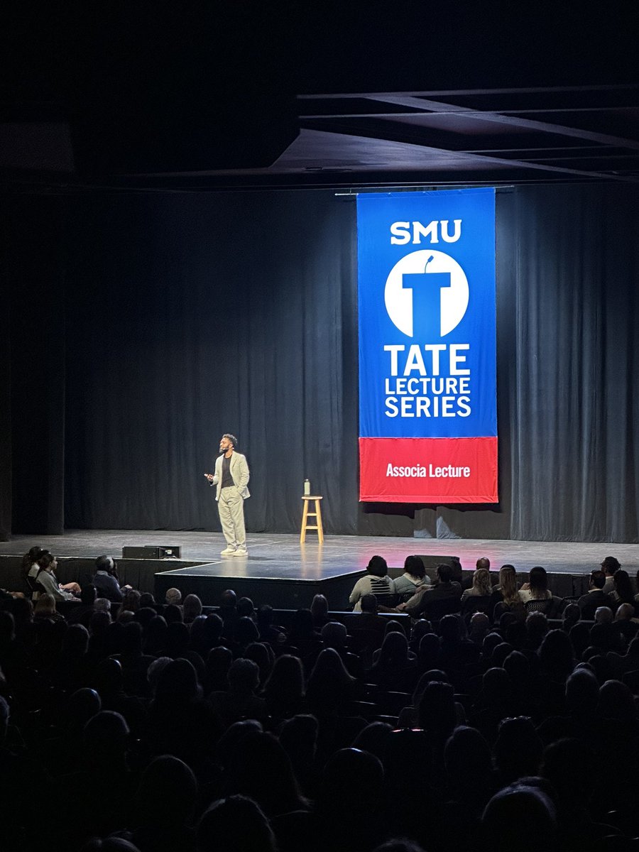 SMUtate's tweet image. Let’s go!
Baratunde Thurston is on stage.
Have questions for him? Use #talktate for the Q&A portion of the night!