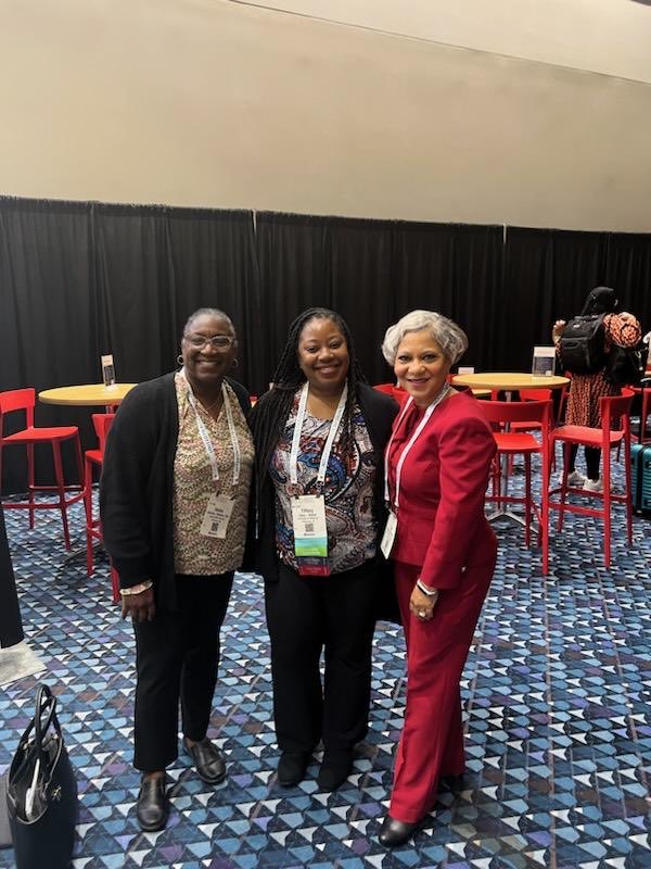 Today at the ⁦@PublicHealth⁩ #APHA2023 meeting I ran into ⁦⁦@DrKBaptisteRob⁩ ⁦@MorganStateU and ⁦⁦@DrTGaryWebb⁩ ⁦@UPMC⁩ - former ⁦@JHUWelchCenter⁩ colleagues who are thriving professionally! 👏🏽👏🏽👏🏽