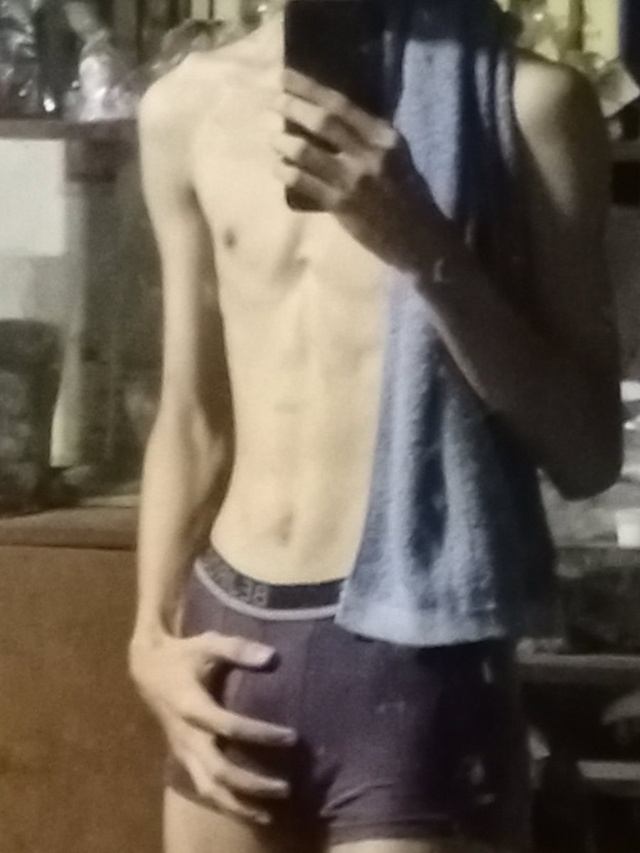 voltite's tweet photo. slim as fvck pero hardfvcker, kddng😛😛😛

pa repost naman hihi^^ https://t.co/sjNOHMaPgj