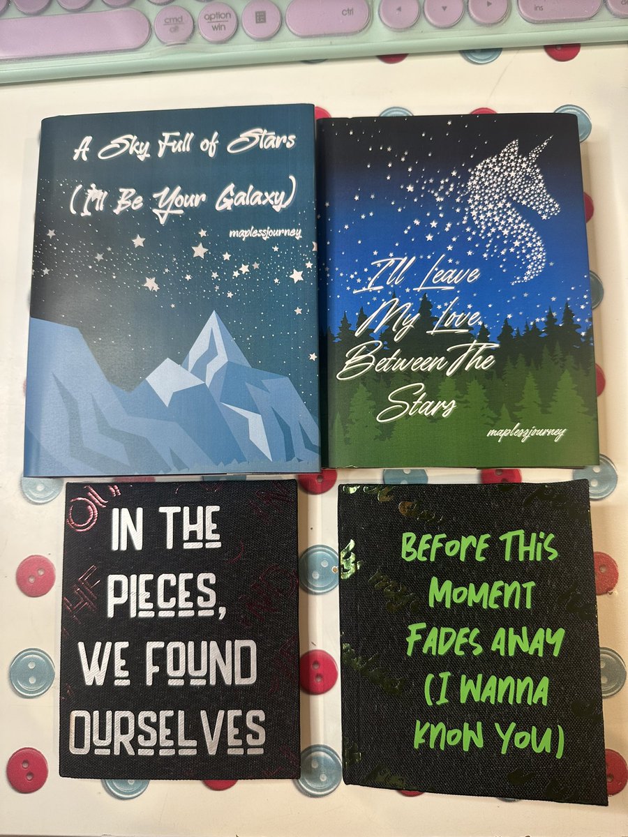 mapless_journey's tweet photo. I’ve spent the last couple months teaching myself how to bind fics, thanks to the thriving community on tktk, insta, and yt, and I’ve now finished four binds in two different sizes and I think I’ve settled into my preferred styles for each https://t.co/xblekrbpQ8