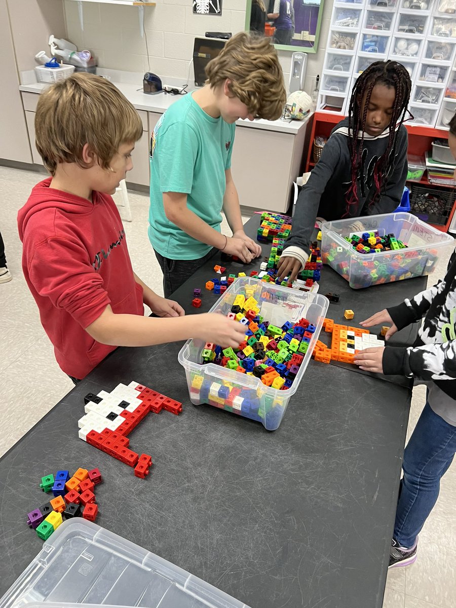 MrsSheriffSTEM's tweet photo. More Speed building in #STEM today! 10/10 recommend this before holiday break! https://t.co/paTRNAQD6E
