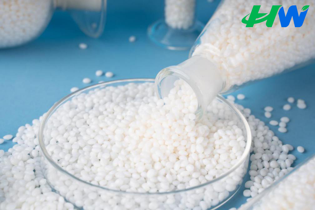 maoxu_'s tweet image. Advantages of #PBAT: - #Biodegradability and #compostability: PBAT is #biodegradable and #compostable, meaning it can be broken down into its constituent parts by microorganisms in the environment. This helps to reduce its impact on the #ecosystem and minimizes #plastic waste.