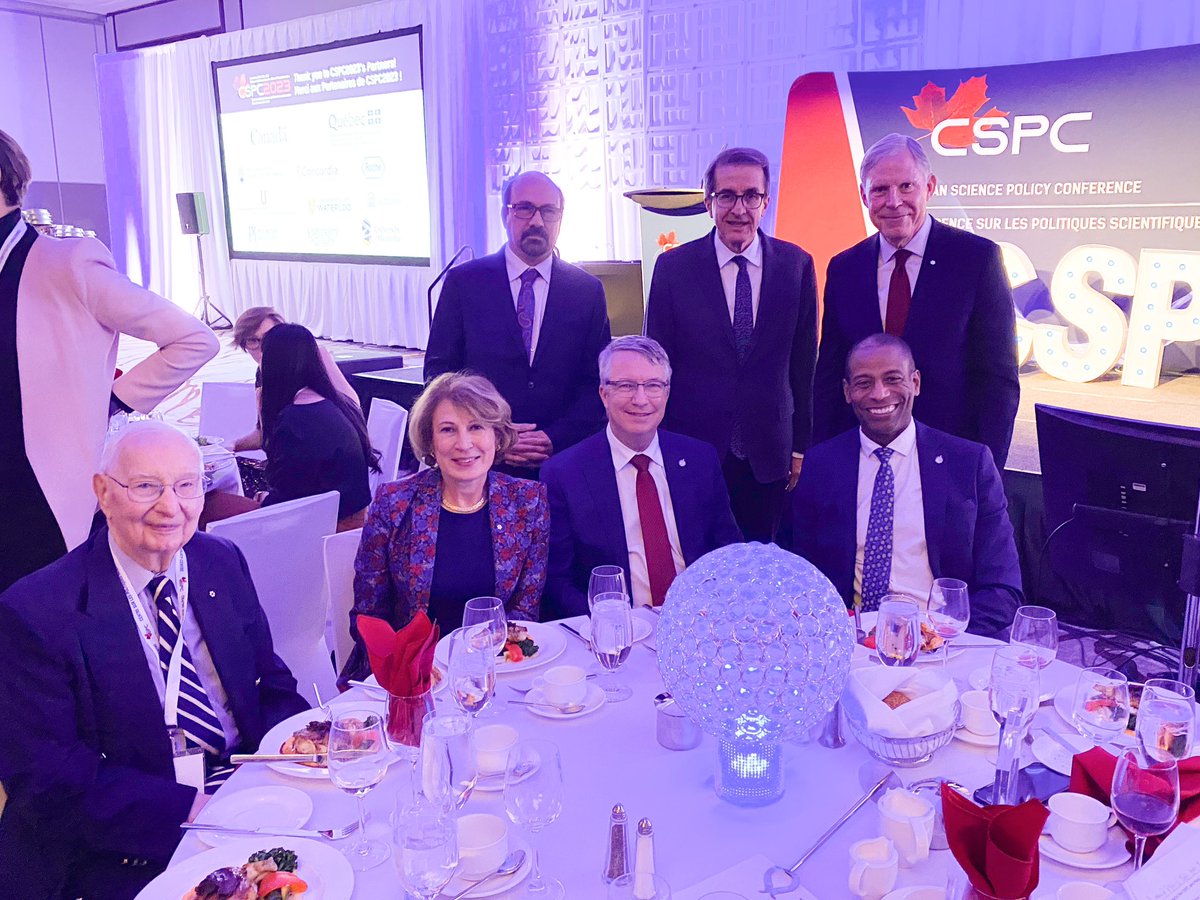 ChiefSciCan's tweet image. Such a great evening at the #CSPC2023 gala dinner celebrating #science and #scipol in 🇨🇦 as well as catching up with some of my favourite people!