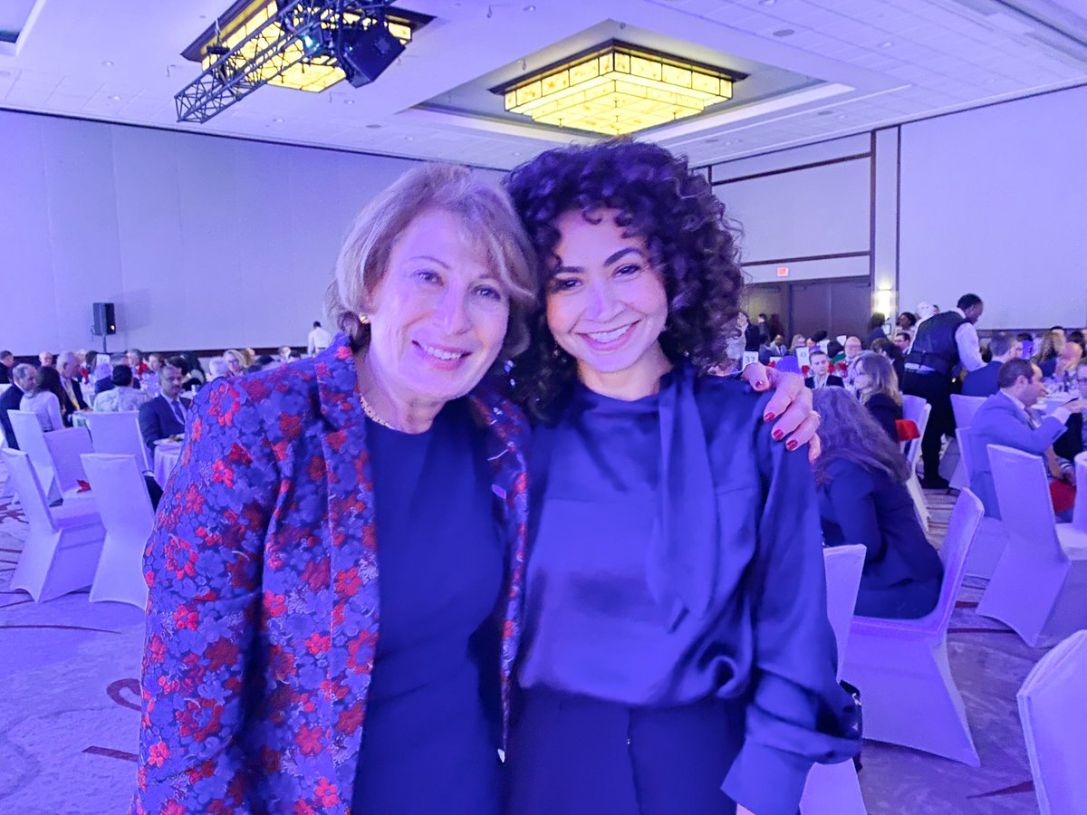 ChiefSciCan's tweet image. Such a great evening at the #CSPC2023 gala dinner celebrating #science and #scipol in 🇨🇦 as well as catching up with some of my favourite people!