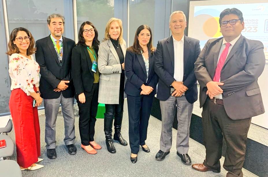 CIESCmx's tweet image. Hoy acompañamos el lanzamiento del compendio estadístico 2023 publicado por @Cemefi, junto a importantes colegas de @INEGI_INFORMA @institutomora y @coneval 

El compendio es un componente básico para comenzar a realizar análisis de datos sobre el #TercerSecto , ¡felicitaciones!