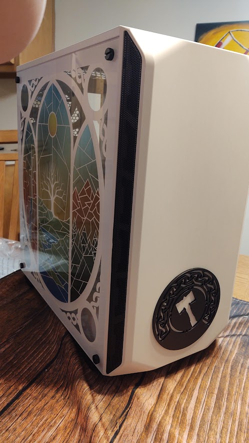 AgreeableMeka's tweet image. Also forgot to post my first self built PC with a new sick tower. Just need a new graphics card and I'm golden!