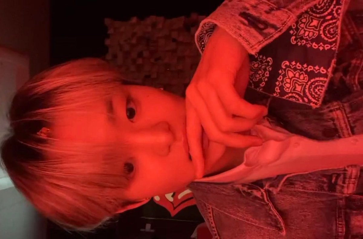 지훈피드 tweet media