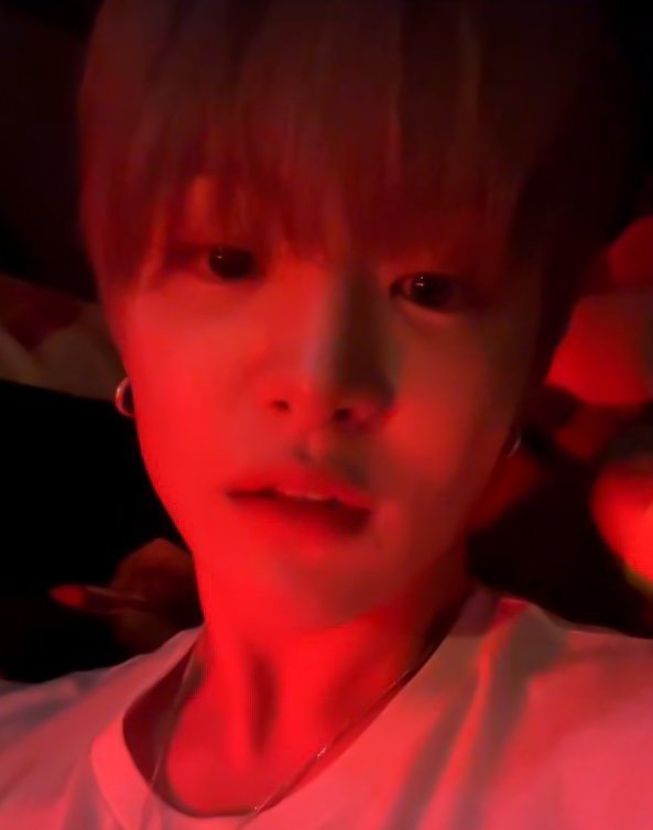 지훈피드 tweet media