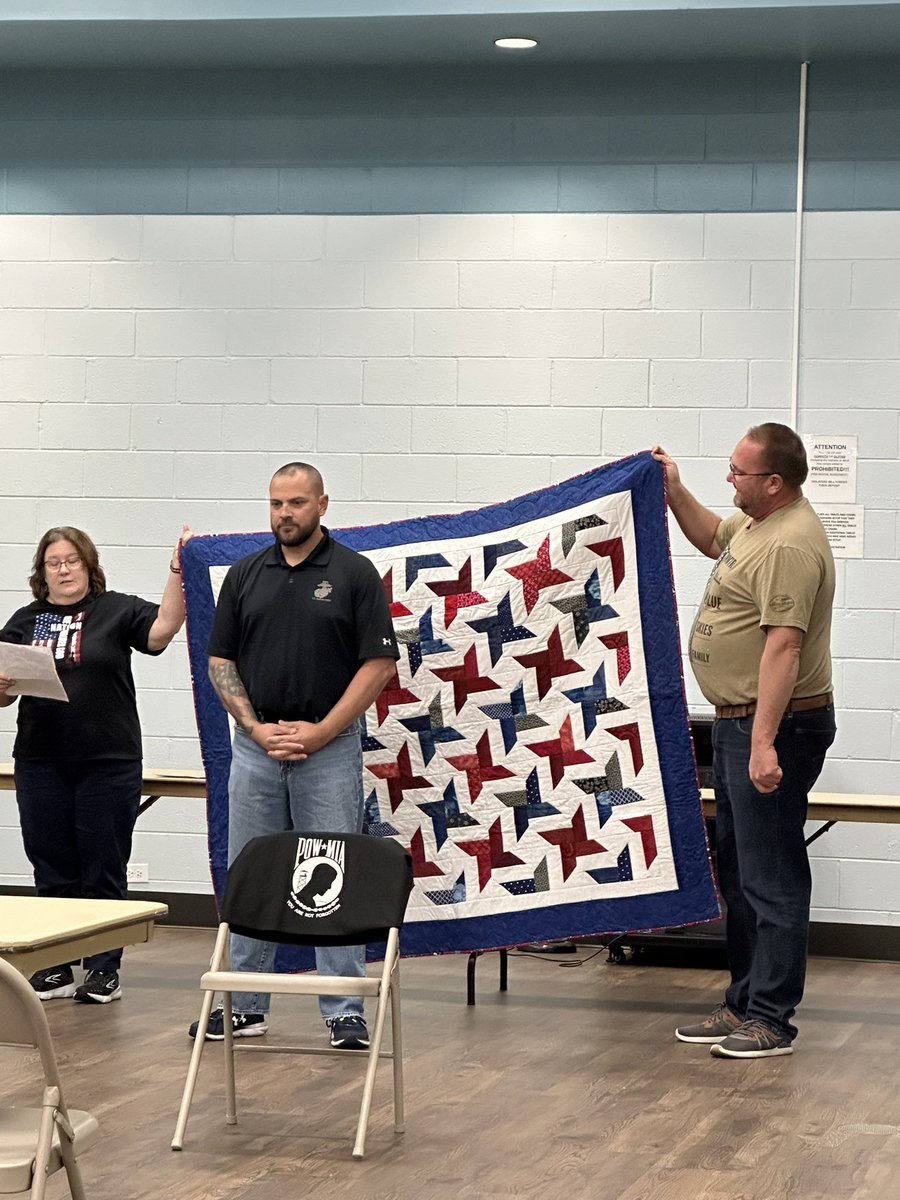Samuel__Deeds's tweet photo. Earlier tonight I was presented a quilt from Quilts of Valor at the monthly meeting of the MOPH Chapter 3620.  A huge thank you to my Marine brother and friend Ferd Lohman for the nomination and to Paul, Nana, Adam and Emily for coming out this evening. #quiltsofvalor #moph3620 https://t.co/M5birz76tS