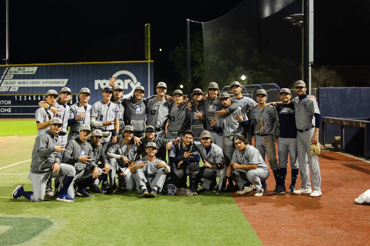 GSAthletics_BSB's tweet photo. Team Blue takes it all 💪

#HailSouthern https://t.co/KHYItIKdI2