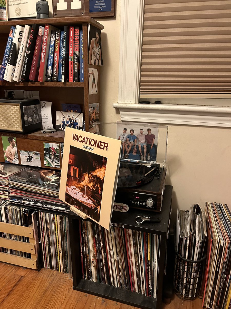 An absolutely magical evening thanks to <a href="/VacationerBand/">Vacationer</a> brand new LP “Cherish” that arrived yesterday! A flawless effort, and one of the most poignant and balanced efforts they’ve ever put out. You’ve done it again KV! 🙌🎶💙