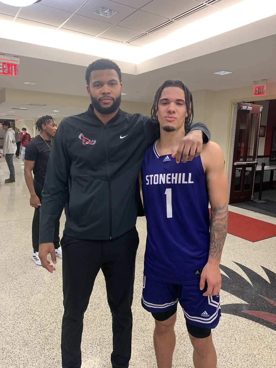 MSJ Basketball (@msj_basketball) on Twitter photo MSJ <a href="/MSJGaels/">Mount Saint Joseph High School</a>
#Family
Phill Lawrence ( @PhillyPhil35 )
&
Austin Abrams ( <a href="/austinabramss/">Austin Abrams</a> ) MSJ <a href="/MSJGaels/">Mount Saint Joseph High School</a>
#Family
Phill Lawrence ( @PhillyPhil35 )
&
Austin Abrams ( <a href="/austinabramss/">Austin Abrams</a> )