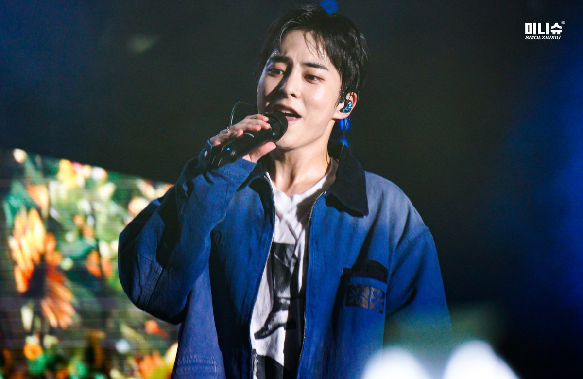 smolxiuxiu's tweet photo. 231111 🎶🎤🎶

#XIUMIN #시우민 #9WaveMusicFestival #XiuminInKL https://t.co/YOUVfgTOGT