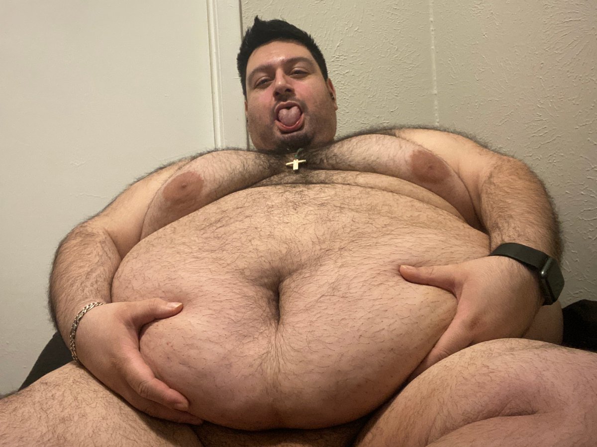 JucciCucciXXX's tweet photo. Happy #TummyTuesday!!!
 
#TummyTursday #SuperChub #GayChub #Hairy #Latino https://t.co/JC6iG0QvxM