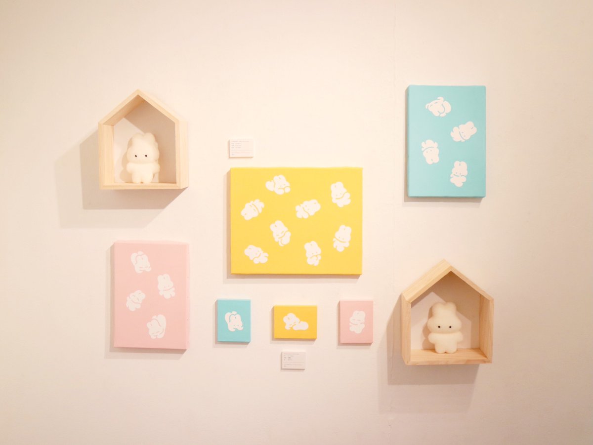 miz_m_y's tweet photo. 仕事のストレスなどで鬱状態
やっぱり自分で作る仕事をしたい
↓
職場のヒト環境が変わったのを機にバイトと制作でやっていく決意、退職
↓
毎年のデザフェス出展や、小さな個展開催
↓
今少しずつギャラリーさんや企業さんからもお声がかかるように…🙏🏻

これからも頑張ります！

#作家になった流れ https://t.co/EZWEiJxJcc